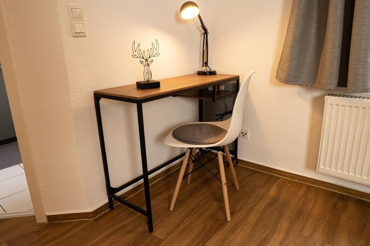 FULL HOUSE Studios - Deer Apartment - NETFLIX + WiFi inkl. Halle  Buitenkant foto